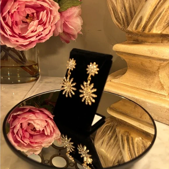 Saks 5th Ave NWT Crystal + Gold Double Drop Starburst Earrings - Picture 3 of 5